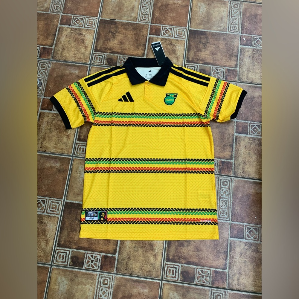 Adidas Jamaica 2026 World Cup jersey size M